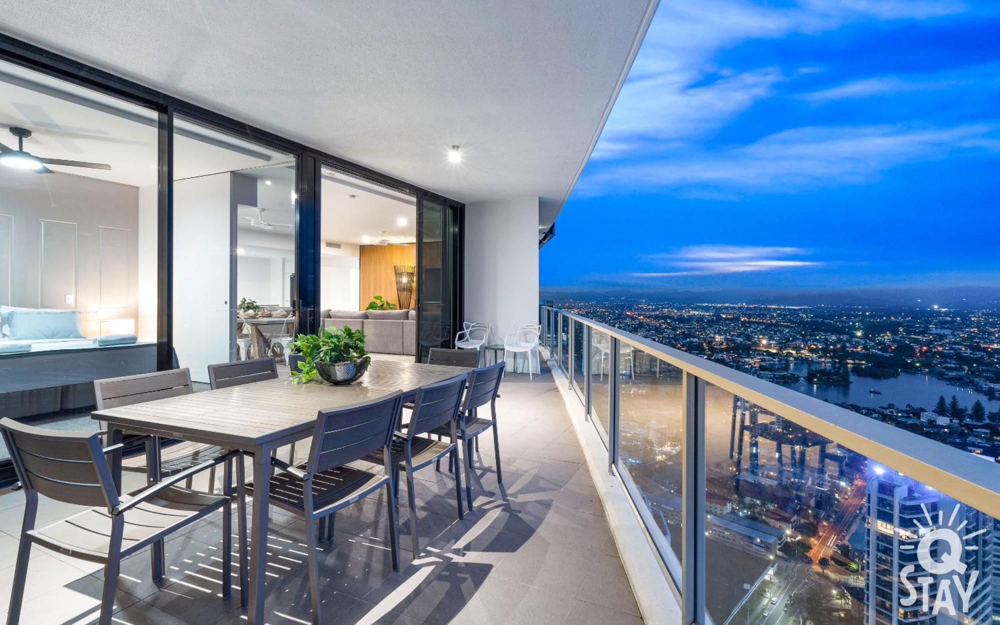 Circle On Cavill Surfers Paradise Mid Week Madness Deal - Q Stay Gold Coast Dış mekan fotoğraf
