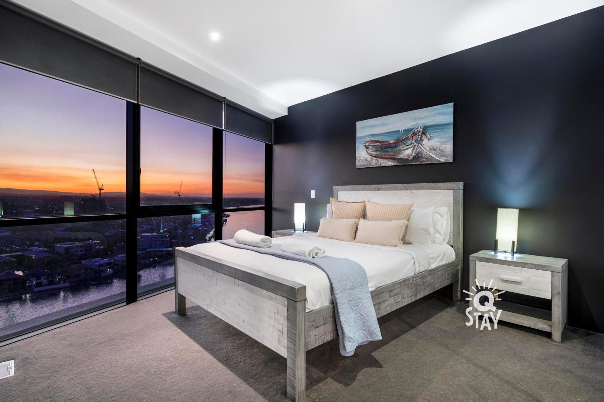 Circle On Cavill Surfers Paradise Mid Week Madness Deal - Q Stay Gold Coast Dış mekan fotoğraf