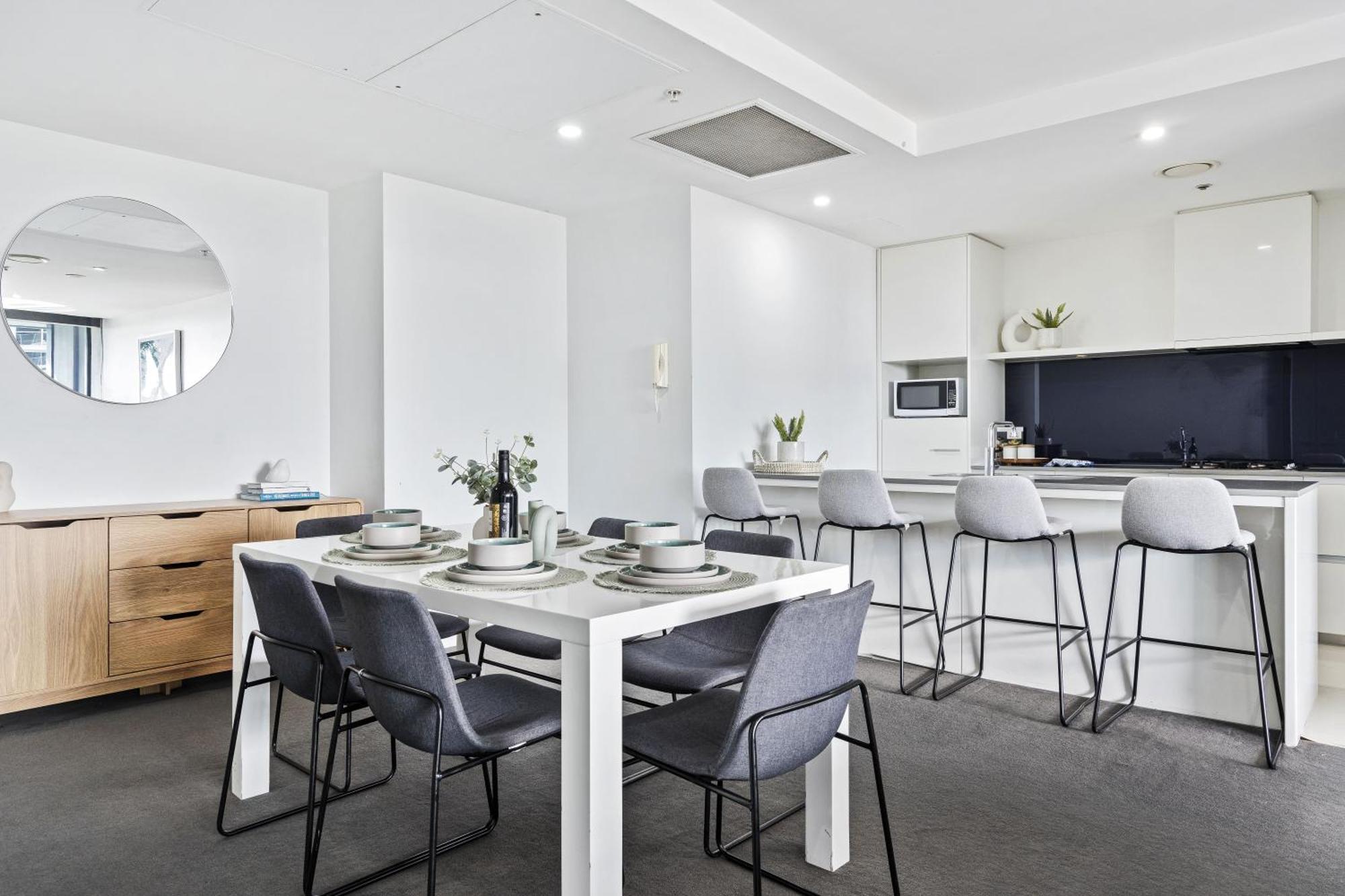 Circle On Cavill Surfers Paradise Mid Week Madness Deal - Q Stay Gold Coast Dış mekan fotoğraf
